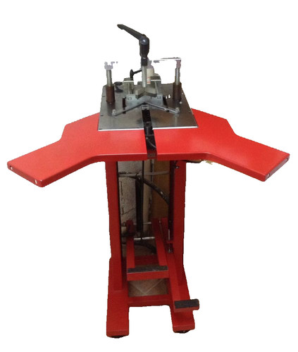 Framers corner underpinner - corner,
